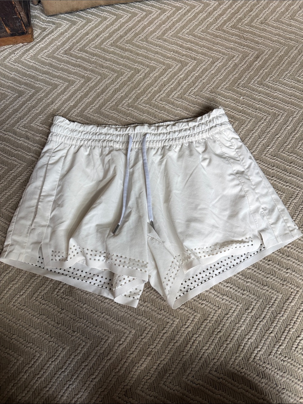 Athleta size 2 shorts lined